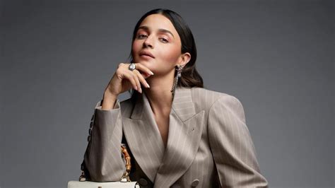 alia bhatt gucci bamboo.